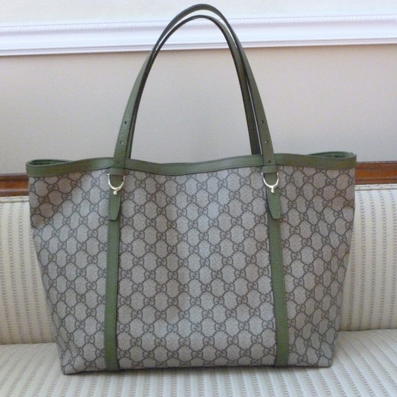 Gucci Handbags - Gucci GG Supreme Monogram Canvas Tote Shoulder Bag
